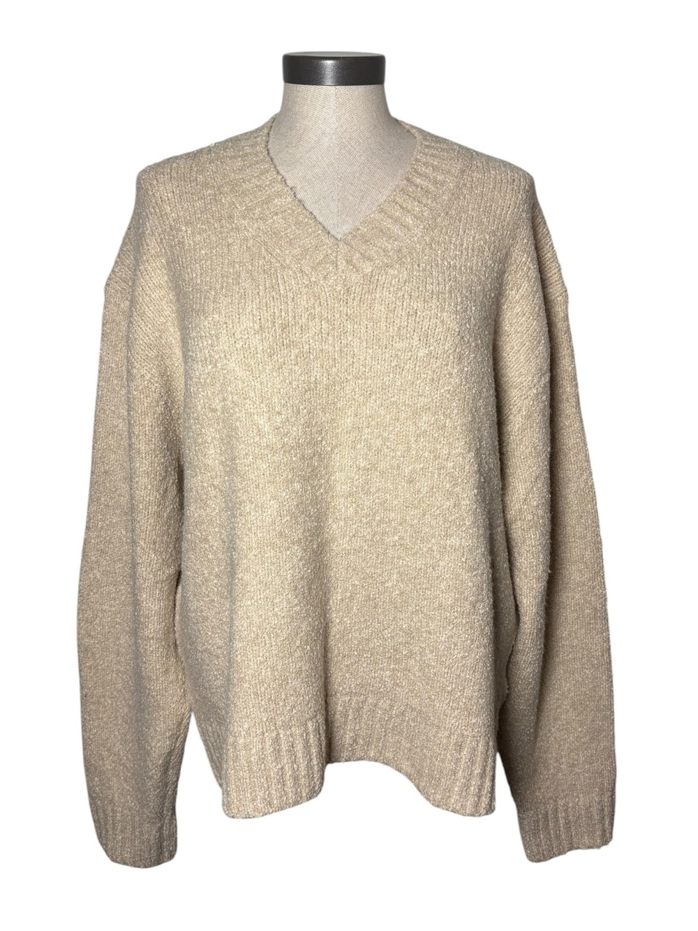 Abercrombie & Fitch NWT Oversized V-Neck Sweater Small Cream Cozy Knit